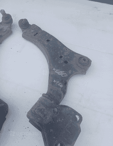 VOLVO XC60 I 2008 - 2016 WAHACZ LEWY PRZEDNI PRZÓD 2