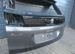 Klapa bagażnika tylna tył peugeot 3008 ii 2016- 16