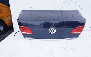 Klapa bagażnika tył vw passat B7 sedan LH5X
