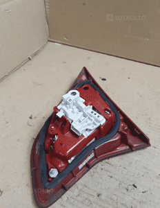 Opel meriva b 10-17 lampa lewa tyl w klape 5