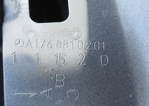 Błotnik przedni przód prawy mercedes a-klasa W176 2012- 7