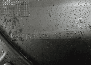 Boczek tapicerka lewy przód Mercedes A168 A1687201970 5