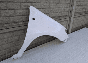 Toyota hilux 2005-2012 błotnik prawy przedni 3