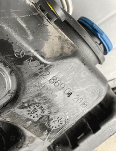 mercedes s 222 c 217 maybach x222  zbiorniczek spryskiwaczy płynu pompka 7