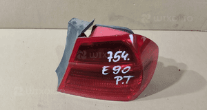 LAMPA PRAWA LEWA TYŁ TYLNA W BŁOTNIK BMW E90 5