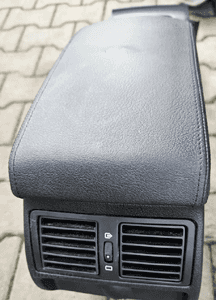 Peugeot 407 podłokietnik 2
