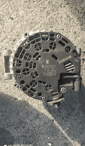 MERCEDES S 221 ML GL 164 3,0 3.2 3,5 CDI alternator 220A  0141541302 3