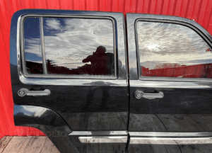Jeep cherokee liberty kk drzwi prawy tył oryginał stan igła 11