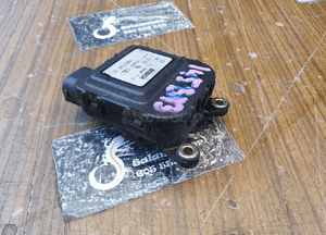 Silniczek Nagrzewnicy Mechanizm Klapy Nawiewu EUROPA AUDI A6 C5 17