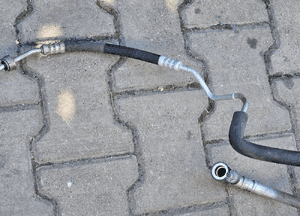 Opel Astra J 4 IV 2.0 CDTI rurka przewód klimatyzacji 2