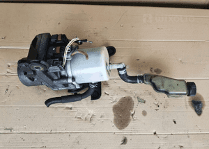 POMPA WSPOMAGANIA VOLVO C30 LIFT 1.6 DIESEL 1