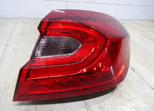 Ford fiesta MK8 lampa prawa tylna led H1BB13404BJ 2