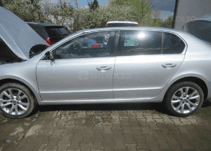 Drzwi tylne tył prawe lewe skoda superb ii 2 sedan 9156 2008-2015 1