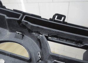 VOLVO V70 III LIFT GRILL ATRAPA CHŁODNICY POD RADAR 31383596 LLU 10