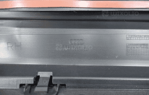 Listwa progowa prawa audi A4 B9 lift allroad 2019- 8