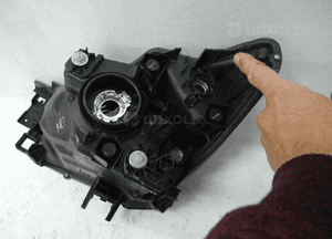 Mazda 2 dj lampa przednia prawa 5