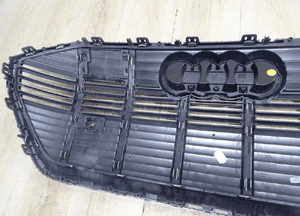 Atrapa grill audi e-tron 4KE853651 a/b/c 12