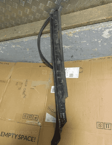Osłona słupka prawa ford transit MK7 06-14 G06C11V03682AE 2