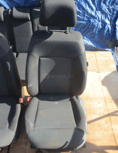 Fotele komplet volkswagen polo 6R 2