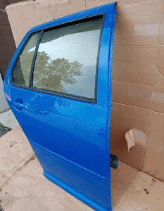 Drzwi prawy tył tylne prawe VW Golf IV 4 HB LW5Z 5