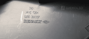 Obudowa skrzynka bezpieczników Renault Scenic II 8200356340 8200356337 7