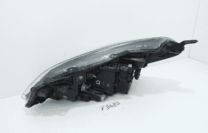 Toyota yaris iii 17- lift lampa prawy przód prawa przednia koito 0D-197 4