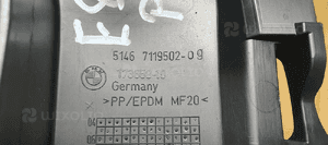Mocowanie półki bagażnika prawy tył BMW I E87 7119502 6