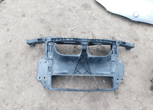 BMW E87 pas przedni WYSYŁKA 1