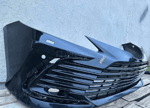 Zderzak przod przedni toyota camry viii 8 lift fl 2021-  kratka caly 3