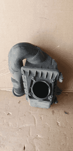Obudowa filtra powietrza Jaguar S-Type 3.0 XW4U-9600-AA XW4U-9A675-AB 3