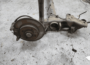 BELKA OŚ tył tylna tarcze Peugeot 208 12- 4