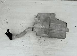 MAZDA CX5 II 17- ZBIORNICZEK SPRYSKIWACZY KD3567480 1