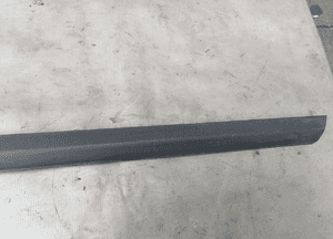 Listwa progowa drzwi prawa prawy przód Porsche Cayenne II 7P5853538 5