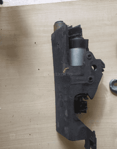 MERCEDES S 221 - MECHANIZM ZAGŁÓWKA KANAPY  A 2219700125 2