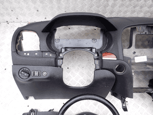 KOKPIT DESKA Z OSPRZĘTEM  CHRYSLER 300C 7