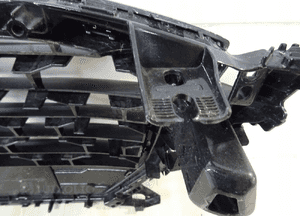 Grill atrapa zderzaka audi Q2 81A 81A853651 13
