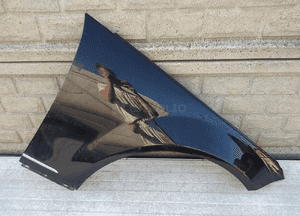 Mercedes c klasa W204 07-14 błotnik przedni prawy 1