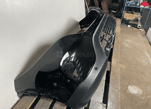 Zderzak przód przedni mercedes eqb X243 W243  dół 3