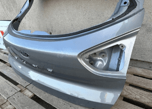 Klapa bagaznika tyl tylna ford puma MK2 ii 2019- bardzo ladna 3