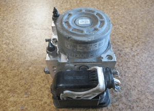 Pompa abs peugeot 208 citroen DS3 C3 9806891780 2