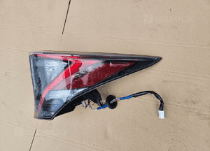 Toyota PRIUS IV lampa tylna prawa 2
