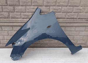 Toyota auris 1 i 06-10 błotnik przedni lewy 1