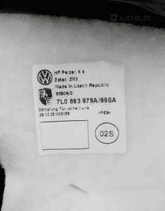 Boczek tapicerka prawy przód przedni VW Touareg 7L 3