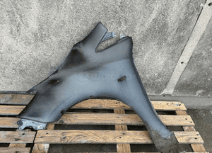 Blotnik przod przedni prawy mazda 5 v lift fl 10- 4