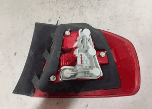 Lampa tylna lewa tył lewo bmw E90 3