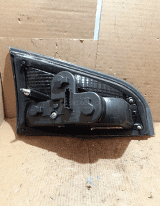 # LAMPA TYLNA PRAWA FORD S-MAX nr 6M21-13A602-AK 2