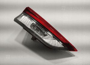 Lampa lewa lewy tył tylna w klapę toyota auris ii E18 hatchback 15-18 lift 4