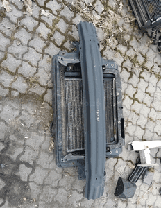 pas przedni fabia 1