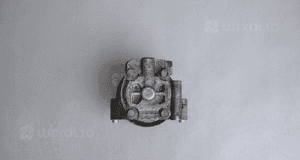 Pompa wspomagania Jaguar S-Type X350 X358 2,7TD 5