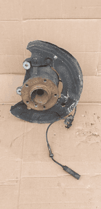 Zwrotnica piasta prawy przód przednia prawa BMW 3 E91 6764444 1